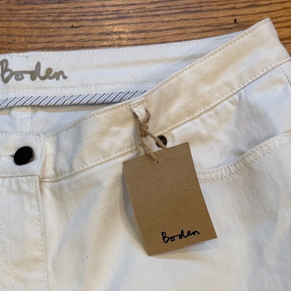 Boden White Wash Straight Leg Jeans - Picture 2 of 3